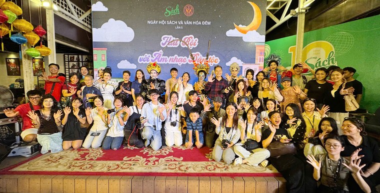 Hát Bội lặn lội "chạy show" không nghỉ ảnh 6