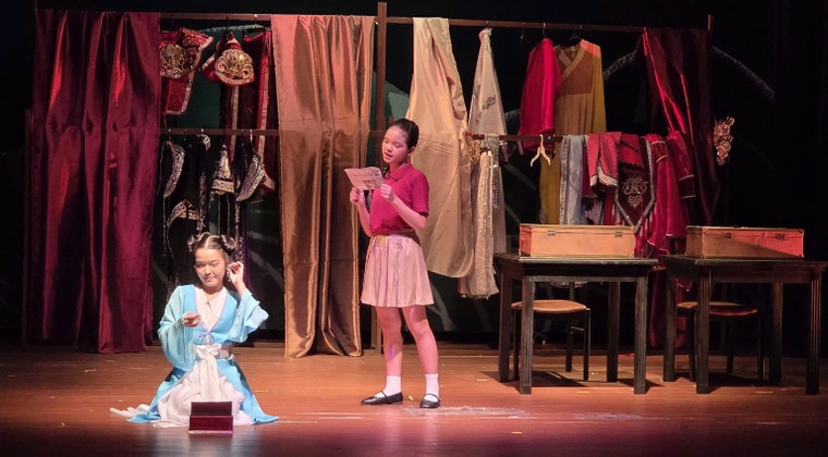 Hải Anh - con gái đạo diễn “Gánh xiếc rong” dựng kịch về cải lương ảnh 1
