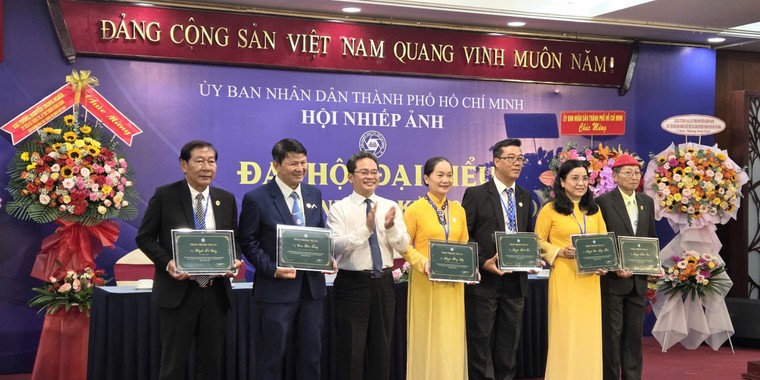 Sẽ xây dựng kho tư liệu ảnh số về TPHCM ảnh 2