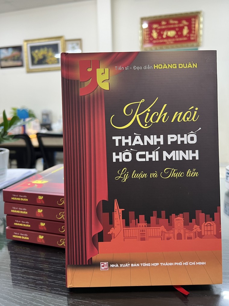 Đọc tác phẩm “Kịch nói Thành phố Hồ Chí Minh lý luận và thực tiễn” ảnh 1