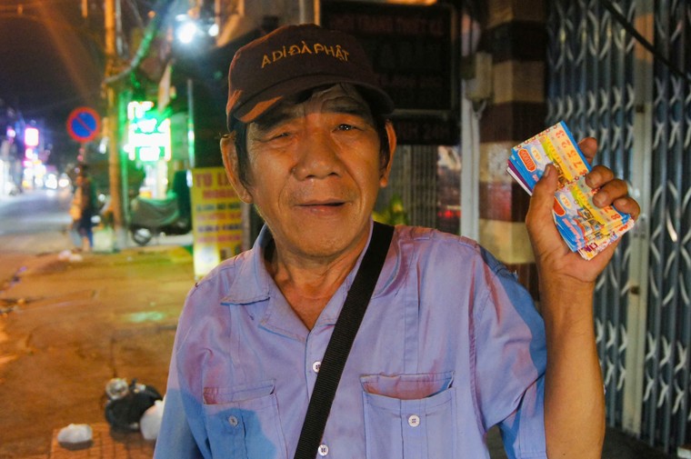 Tuổi xế chiều mưu sinh ảnh 3
