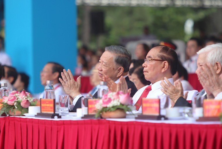 Phát biểu của Tổng Bí thư, Chủ tịch nước tại lễ kỷ niệm 50 năm thành phố Sài Gòn - Gia Định mang tên Chủ tịch Hồ Chí Minh ảnh 1