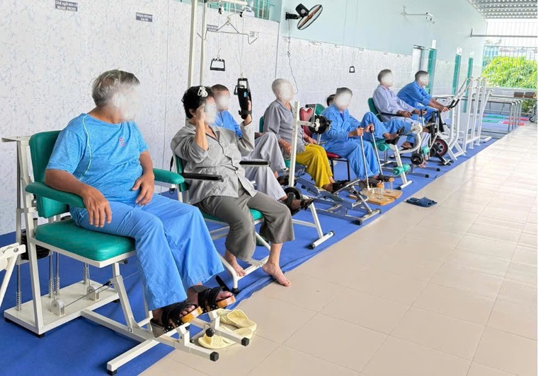 Bác sĩ Nguyễn Hữu Khánh Duy: Một đời chiến đấu không mệt mỏi ảnh 3