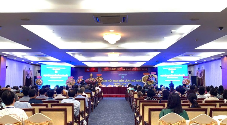 Nhà điêu khắc Trần Thanh Nam giữ chức Chủ tịch Hội Mỹ thuật TP.HCM ảnh 1