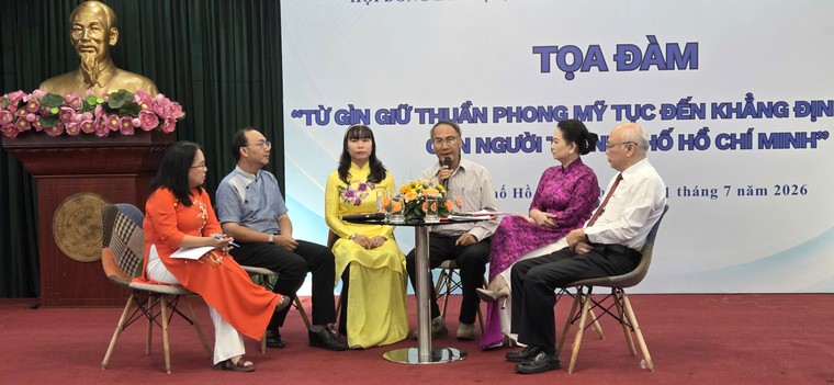 Từ giữ gìn thuần phong mỹ tục đến khẳng định hệ giá trị con người TPHCM ảnh 1