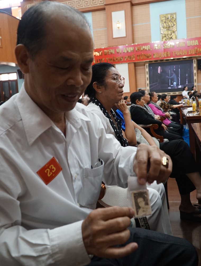 Đưa hình ảnh liệt sĩ về với vòng tay gia đình, đồng đội ảnh 2