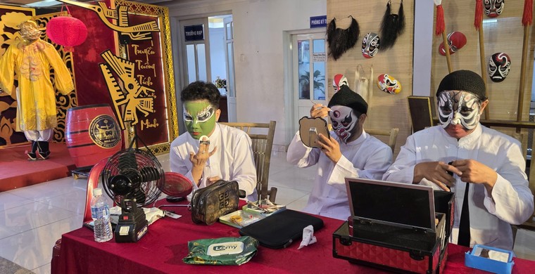 NSND Hữu Danh và “Chuyện kể về Hát bội” cho mai sau ảnh 2