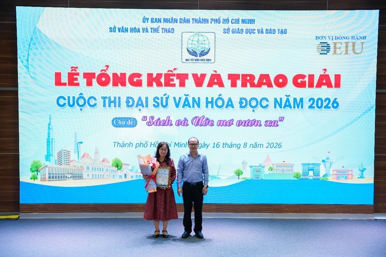Danh hiệu Đại sứ Văn hóa đọc TPHCM năm 2026 được trao cho 3 học sinh ảnh 2
