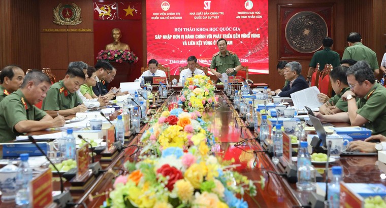 Sáp nhập đơn vị hành chính tăng hiệu quả dịch vụ công, cải thiện chất lượng sống người dân ảnh 1