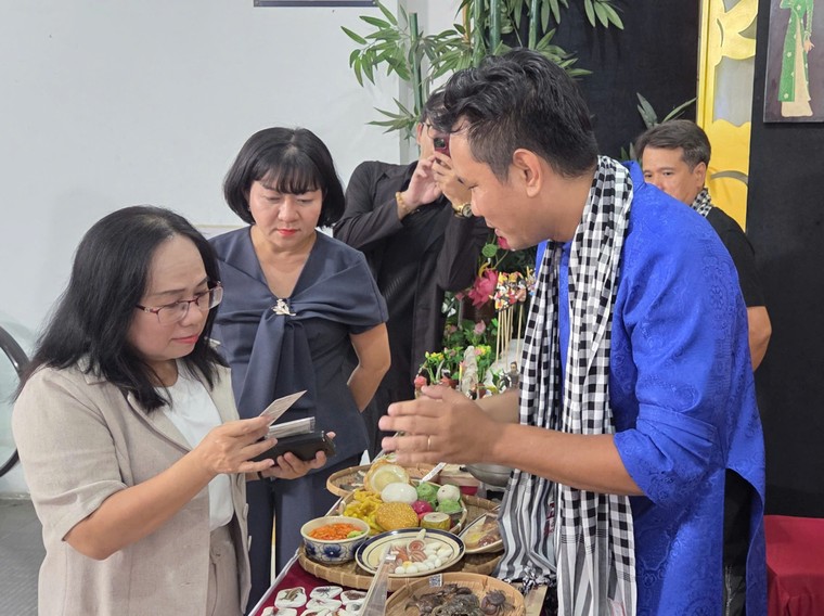 Đưa người trẻ vào không gian nghệ thuật cải lương ảnh 4