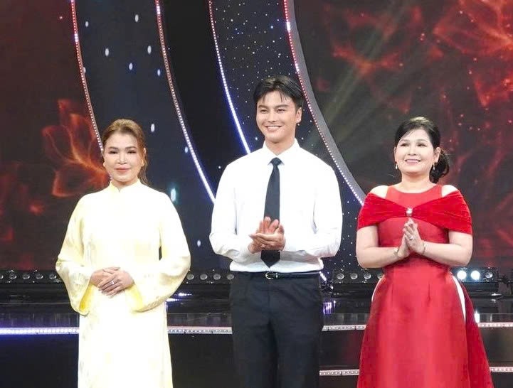 “Kép đẹp” Võ Minh Lâm ra mắt MV âm nhạc mùa Trung thu ảnh 5
