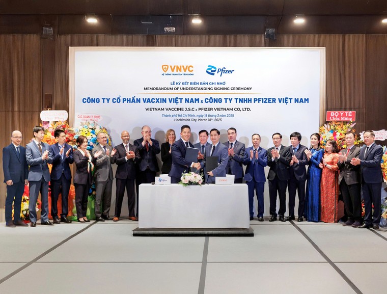 Tổng Bí thư, Chủ tịch nước Tô Lâm chứng kiến VNVC và Pfizer hợp tác tăng cường năng lực y tế dự phòng cho Việt Nam ảnh 2