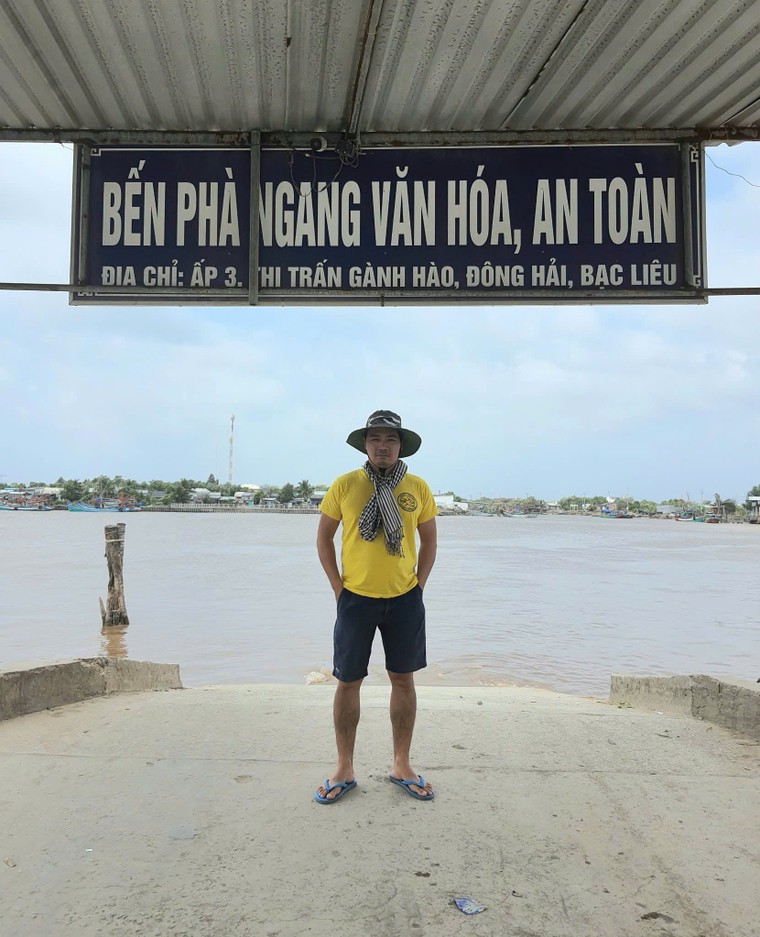 Nguyễn Bảo Giang - nhà thơ Việt đi chơi nhiều nhất? ảnh 4