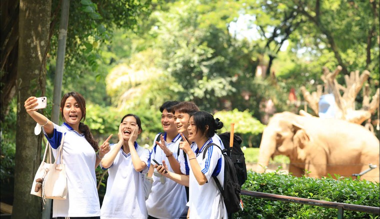 Thảo Cầm Viên Sài Gòn “yêu thương” Phụ nữ trong suốt tháng 10 ảnh 3