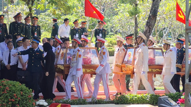 TPHCM: nghi có mộ liệt sĩ tại phía Tây sân vận động Thống Nhất ảnh 2