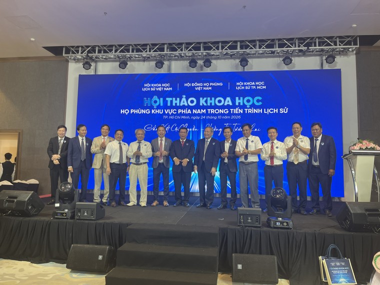 Họ Phùng khu vực phía Nam trong tiến trình lịch sử “Gắn kết cội nguồn - Hướng tới tương lai” ảnh 8
