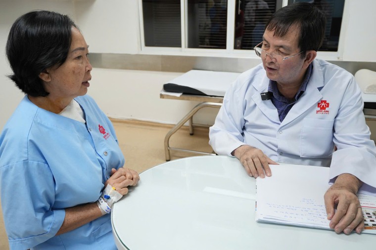 PGS.TS.BS, nhà văn Nguyễn Hoài Nam và cẩm nang Y khoa “Bệnh Tĩnh mạch - Chẩn đoán và Điều trị” ảnh 3