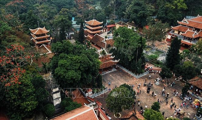 Đặc sắc những lễ hội khai xuân trên mọi miền đất nước ảnh 1