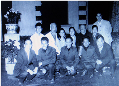 Người mang đến những mùa xuân đất nước ảnh 1