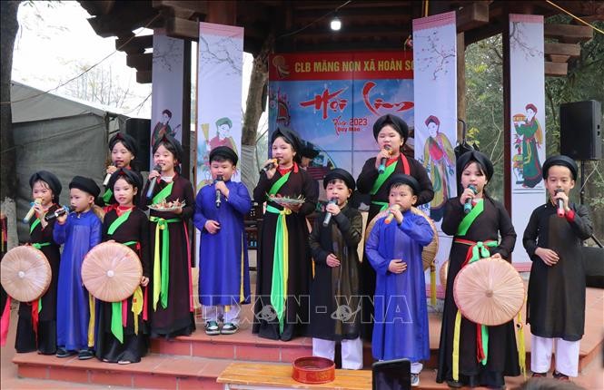 Làng Lim vào hội Xuân Quý Mão ảnh 1