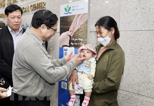 'Tránh sợ trách nhiệm và tiêu cực trong mua sắm thuốc, vật tư y tế' ảnh 1