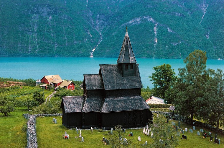 Nhà thờ này nằm ở quốc gia nào?