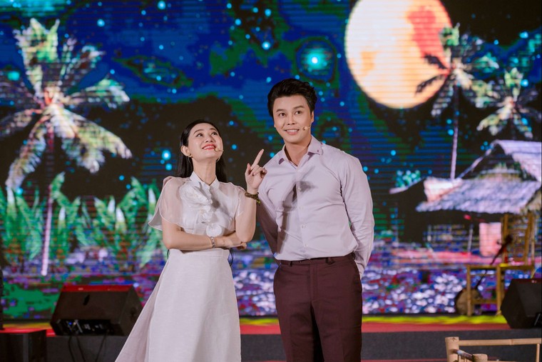 Tây Ninh, Phú Quốc sôi động trong kỳ nghỉ lễ 30/4 ảnh 5