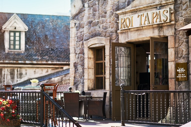 Gợi ý 4 điểm nghỉ dưỡng “không đâu bằng” tại Đà Nẵng cho mùa DIFF 2023 ảnh 3