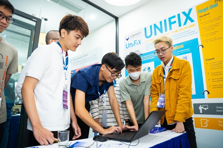 Giáo sư Đại học Cornell: 'Tôi bất ngờ vì sự phát triển nhanh chóng của VinUni' ảnh 4