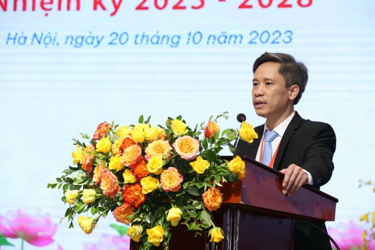 PGS.TS. Nguyễn Mạnh Khánh được tín nhiệm bầu làm Chủ tịch Hội Chấn thương Chỉnh hình Việt Nam ảnh 2