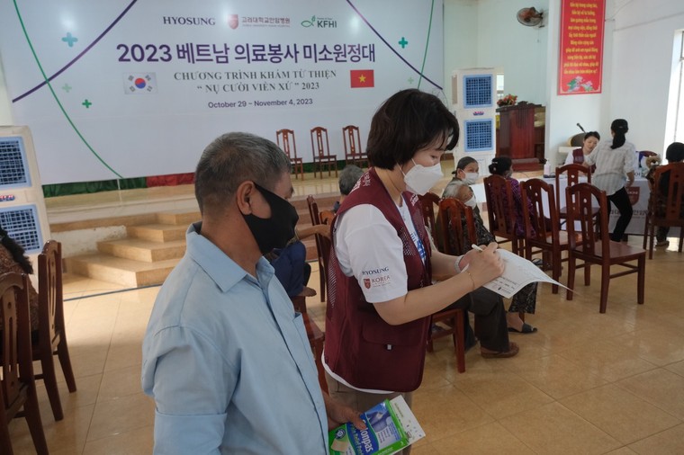 Nụ cười viễn xứ 2023: Kết nối yêu thương ảnh 8