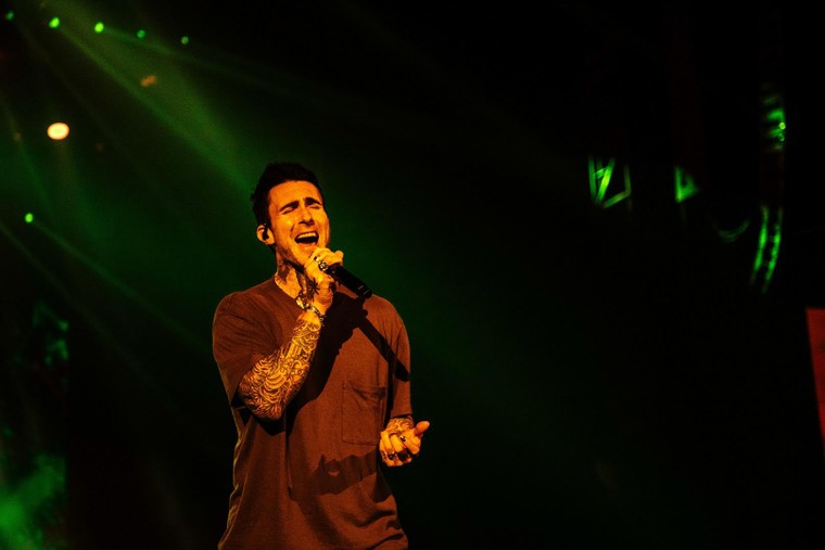 Dấu ấn Adam Levine trong sự nghiệp âm nhạc bất hủ của Maroon 5 ảnh 3