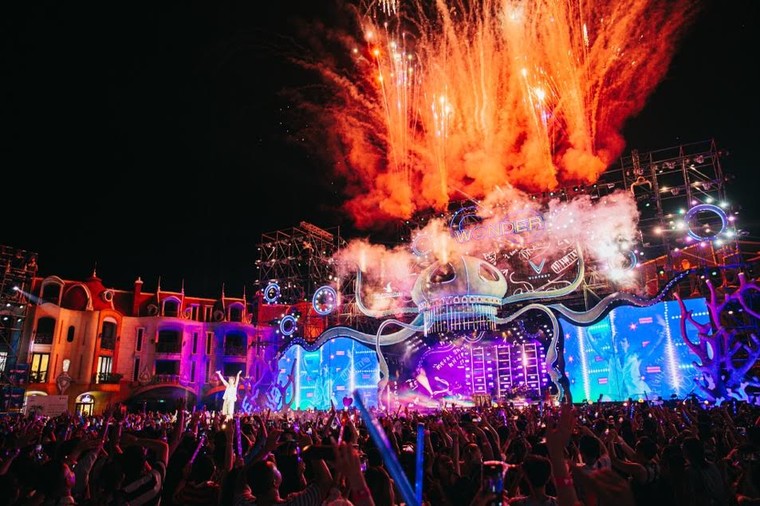 Dấu ấn Adam Levine trong sự nghiệp âm nhạc bất hủ của Maroon 5 ảnh 8