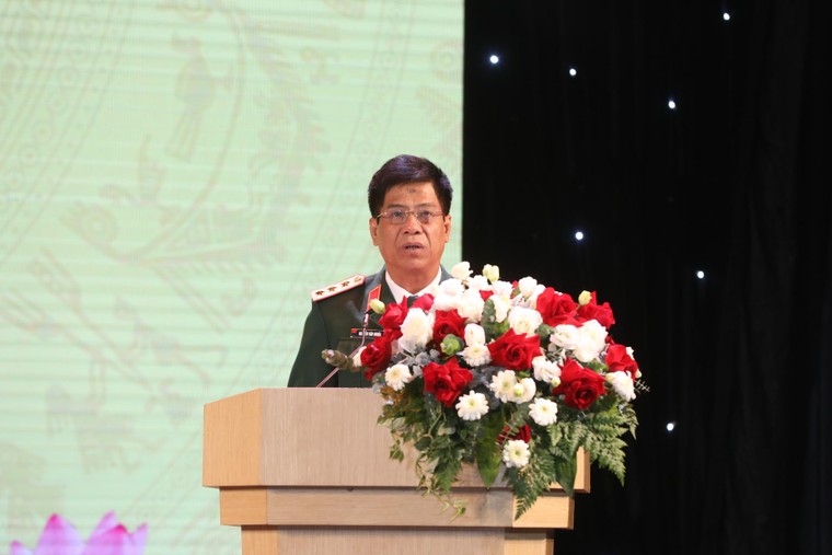 Thể Công trở lại với bóng đá Việt Nam ảnh 1