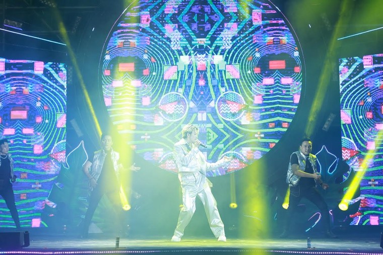 Rực rỡ dạ tiệc countdown tại các quần thể du lịch Vinpearl ảnh 5