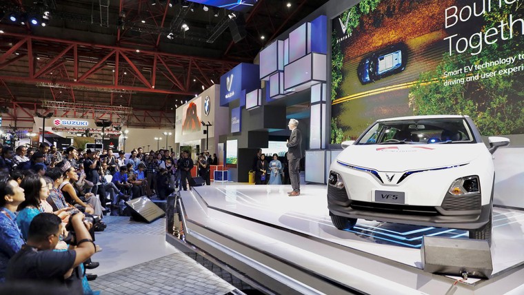 Màn ra mắt ấn tượng của VinFast tại Triển lãm Ô tô Quốc tế Indonesia ảnh 1