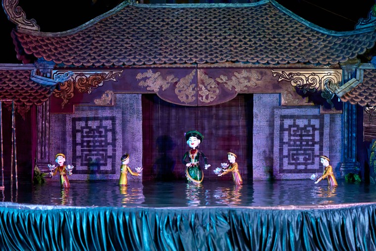 Hàng loạt show diễn nghệ thuật đưa Phú Quốc thành “thiên đường giải trí” châu Á ảnh 2