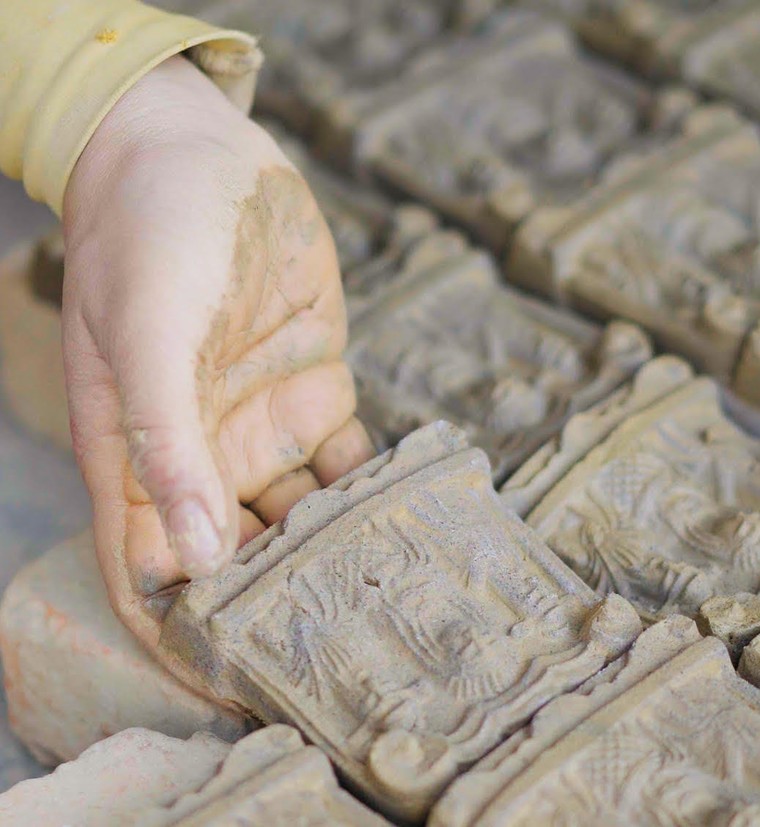 Viết câu chuyện “chưa được kể” về xứ Huế ảnh 8