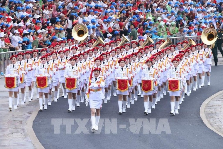 Chùm ảnh Lễ diễu binh, diễu hành kỷ niệm 70 năm Chiến thắng Điện Biên Phủ ảnh 7