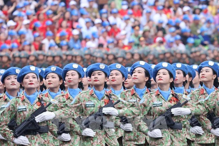 Chùm ảnh Lễ diễu binh, diễu hành kỷ niệm 70 năm Chiến thắng Điện Biên Phủ ảnh 12