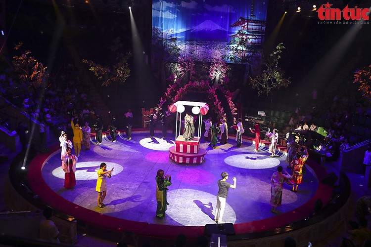 Ấn tượng màn trình diễn giữa xiếc Việt Nam và ảo thuật Nhật Bản ảnh 1