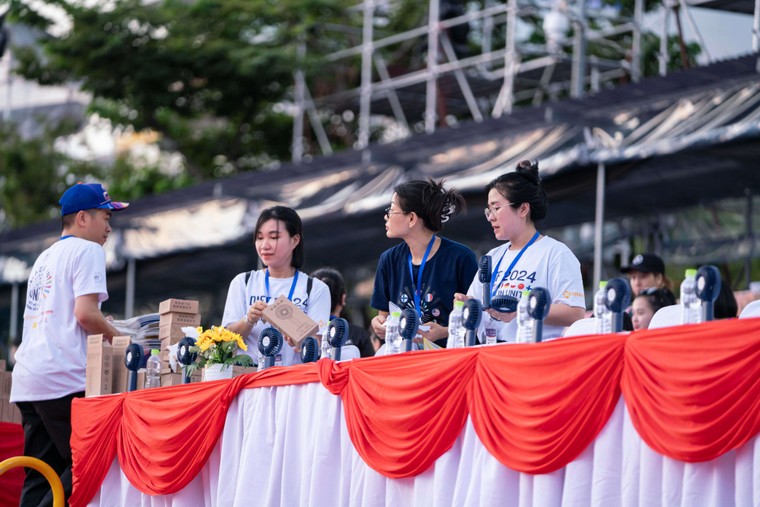 DIFF 2024: Đầu tư hàng trăm tỷ đồng và gần 2.000 người cống hiến thầm lặng ảnh 4