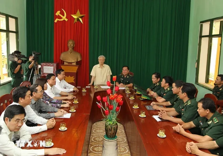 Tổng Bí thư Nguyễn Phú Trọng: Công an và Quân đội là “lá chắn” bảo vệ đất nước ảnh 1