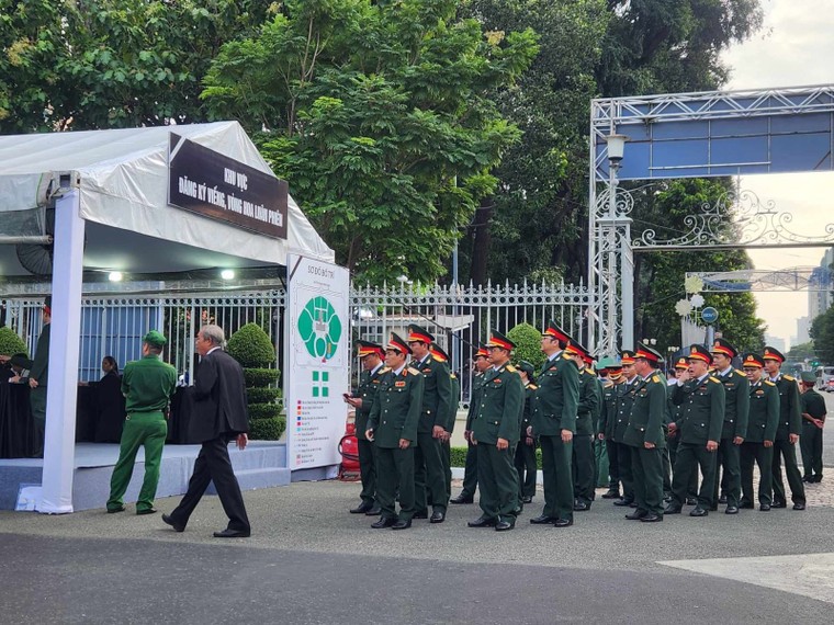 TRỰC TIẾP: Lễ truy điệu và an táng Tổng Bí thư Nguyễn Phú Trọng ảnh 43