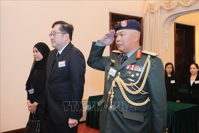 Đại sứ các nước viết sổ tang bày tỏ niềm tiếc thương Tổng Bí thư Nguyễn Phú Trọng ảnh 6