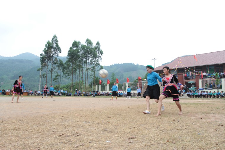 Quảng Ninh: Đa dạng mô hình bảo tồn văn hoá các dân tộc ảnh 1