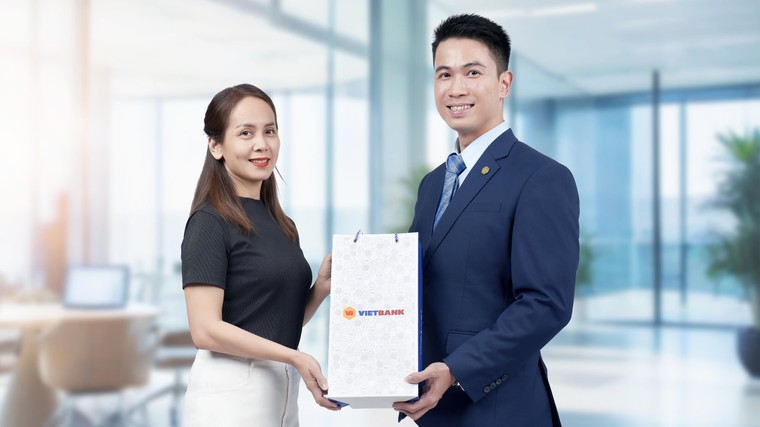 Vietbank ra mắt chương trình khuyến mãi “Quà tặng tiền tỷ - Chào thu hết ý” ảnh 2