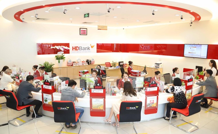 ADB lần thứ hai liên tiếp vinh danh HDBank là "Ngân hàng đối tác hàng đầu tại Việt Nam" ảnh 1