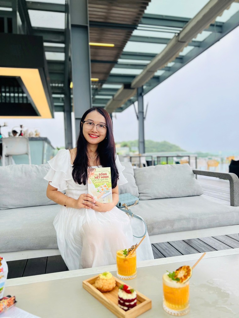 “Hãy sống hết mình vì đời ngắn lắm” ảnh 1