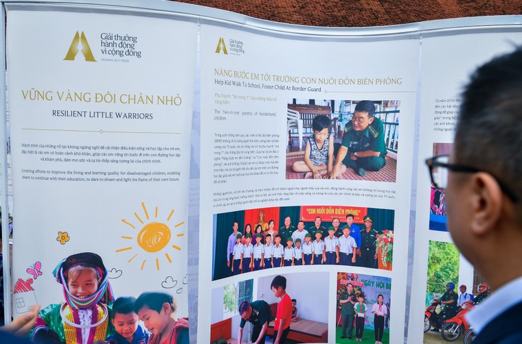 Triển lãm những dự án vì cộng đồng tại Văn Miếu - Quốc Tử Giám ảnh 3